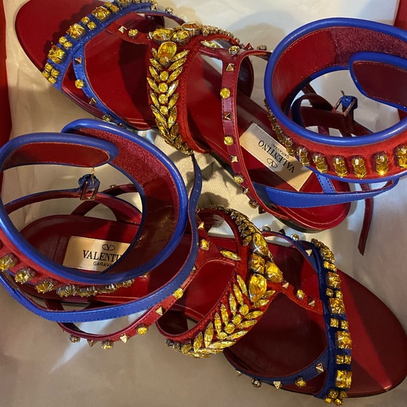 Valentino Garavani, EU 36, sandal! - Picture 3 of 7